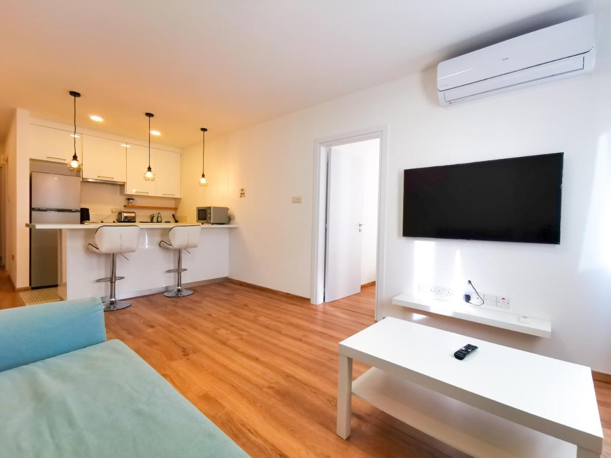 Citycenter Boutique Apartment Larnaca Exteriér fotografie