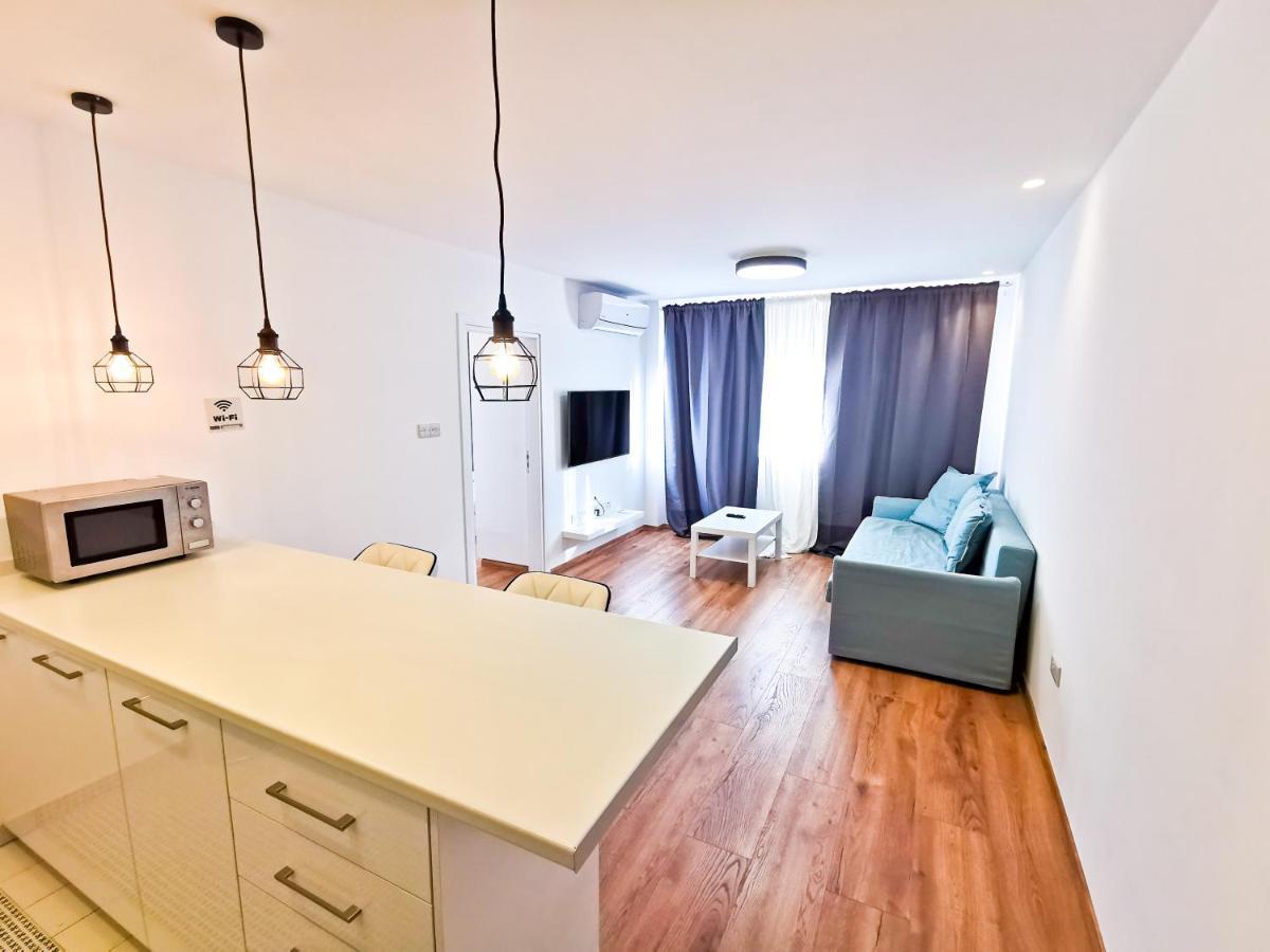 Citycenter Boutique Apartment Larnaca Exteriér fotografie
